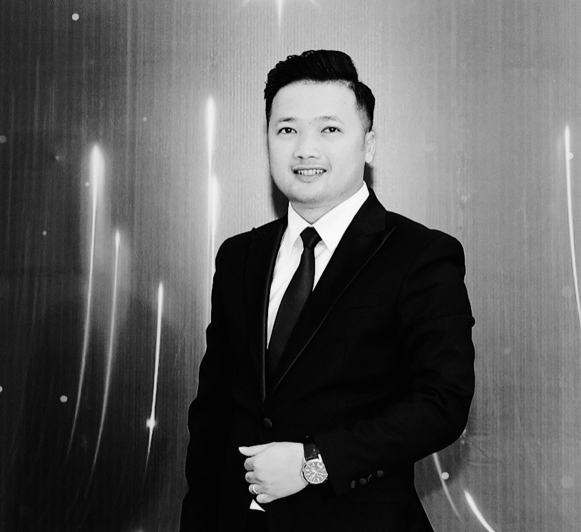 Giám đốc kinh doanh Phạm Hồng Phong