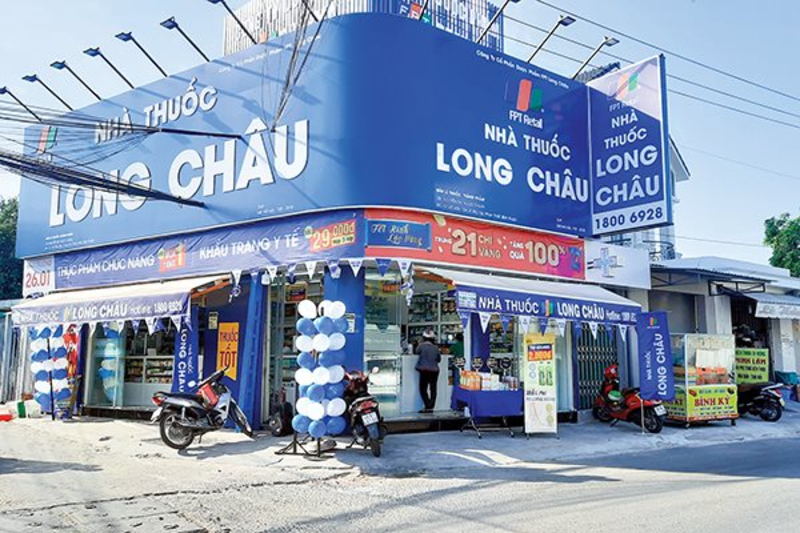 thiết kế nhà thuốc 2 mặt tiền